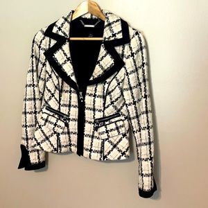 White House Black Market WHBM Size 4